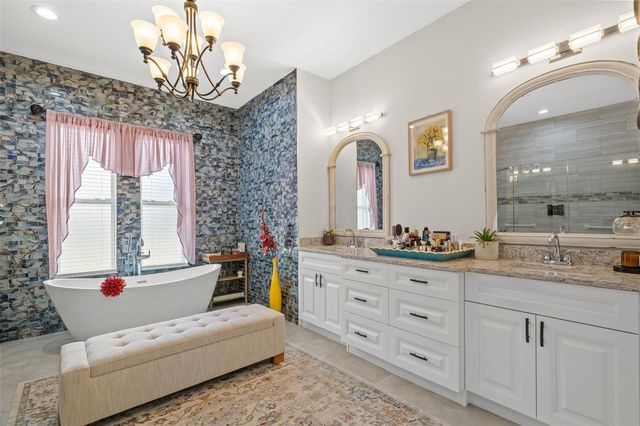 17601 HANNA ROAD, Lutz, FL 33549