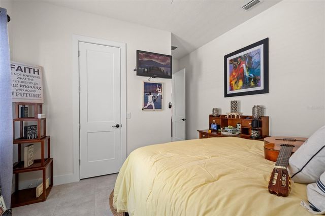 17601 HANNA ROAD, Lutz, FL 33549