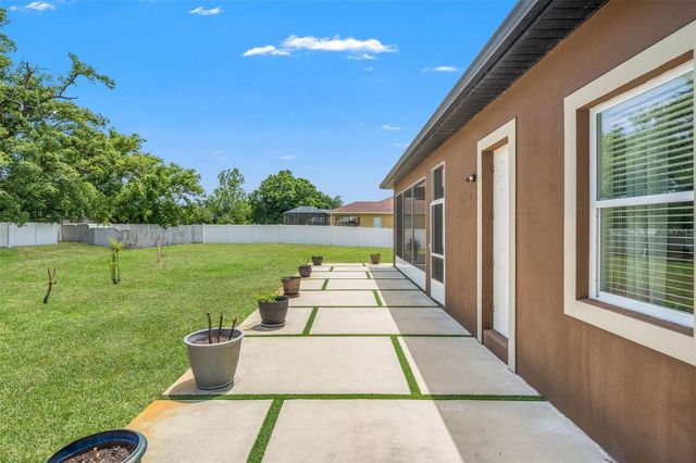 17601 HANNA ROAD, Lutz, FL 33549