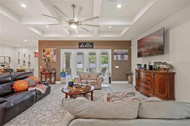 17601 HANNA ROAD, Lutz, FL 33549