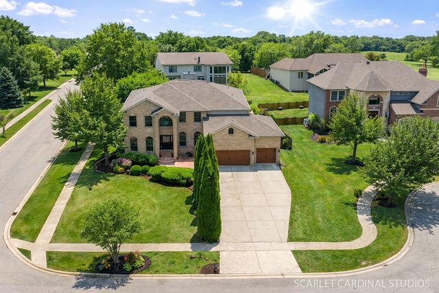 208 Amherst Court, Oswego, IL 60543