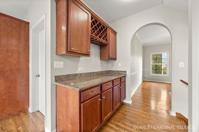 208 Amherst Court, Oswego, IL 60543