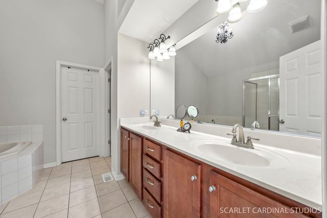 208 Amherst Court, Oswego, IL 60543