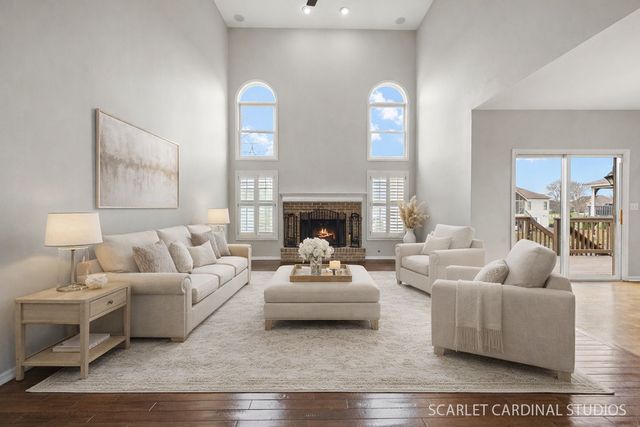 208 Amherst Court, Oswego, IL 60543