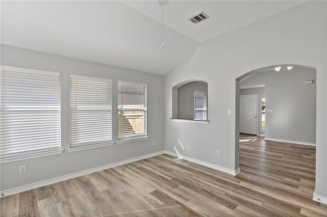 1002 Crested Point Drive, College Station, TX 77845