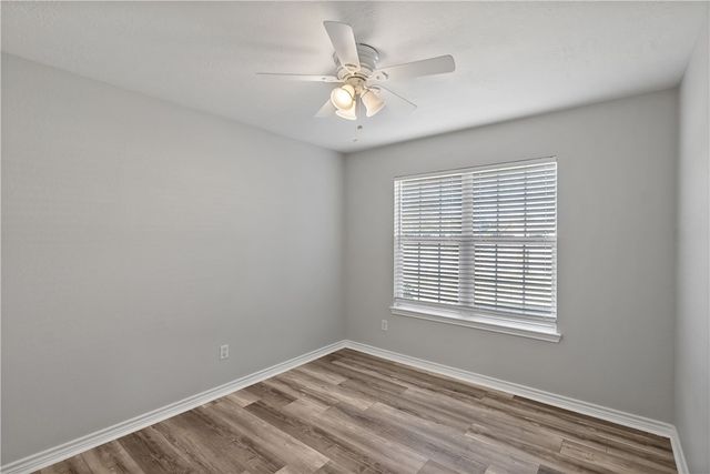 1002 Crested Point Drive, College Station, TX 77845