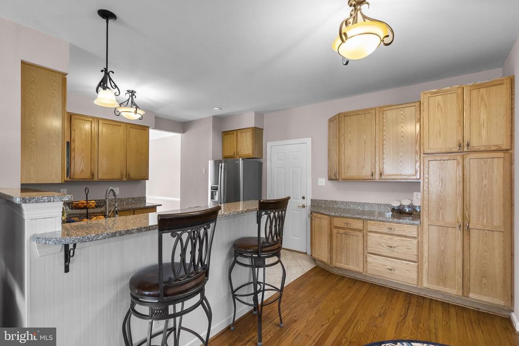 Image 31 of property listing at 7805 HERITAGE FARM DR, Gaithersburg, MD 20886