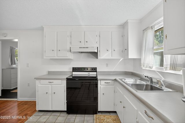 5975 111TH Street, Jacksonville, FL 32244