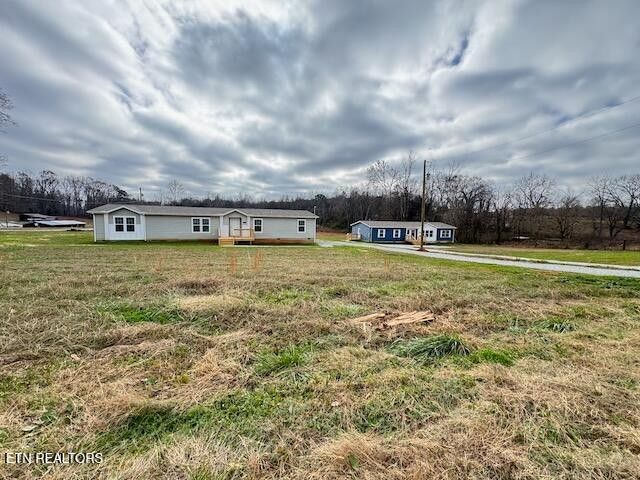124 Underwood Rd, Sweetwater, TN 37874