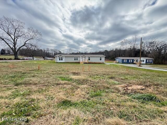 124 Underwood Rd, Sweetwater, TN 37874