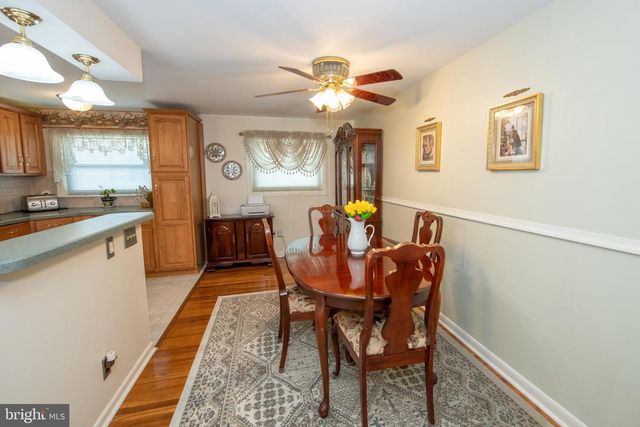 2813 SHELLEY RD, Philadelphia, PA 19152