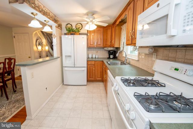 2813 SHELLEY RD, Philadelphia, PA 19152