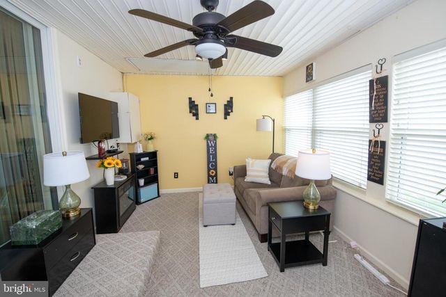 2813 SHELLEY RD, Philadelphia, PA 19152