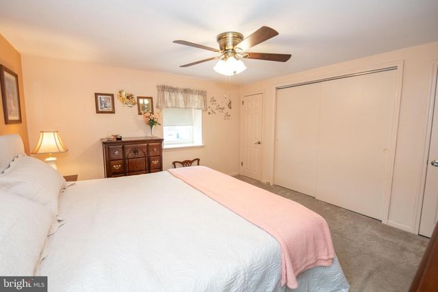 2813 SHELLEY RD, Philadelphia, PA 19152