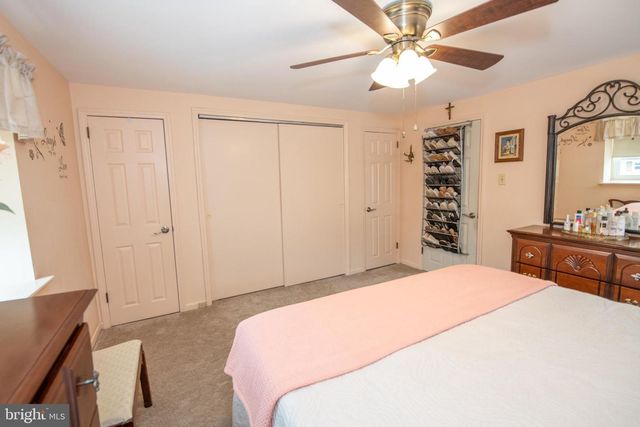 2813 SHELLEY RD, Philadelphia, PA 19152