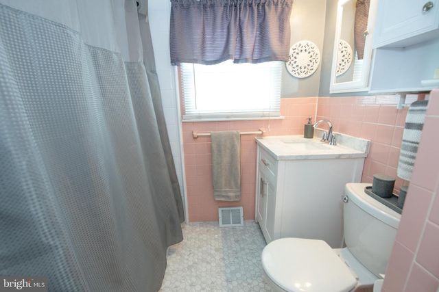 2813 SHELLEY RD, Philadelphia, PA 19152