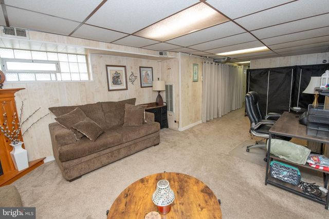 2813 SHELLEY RD, Philadelphia, PA 19152