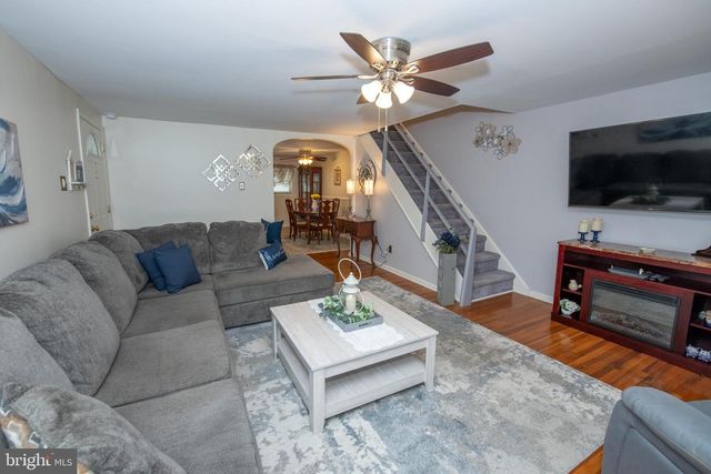 2813 SHELLEY RD, Philadelphia, PA 19152