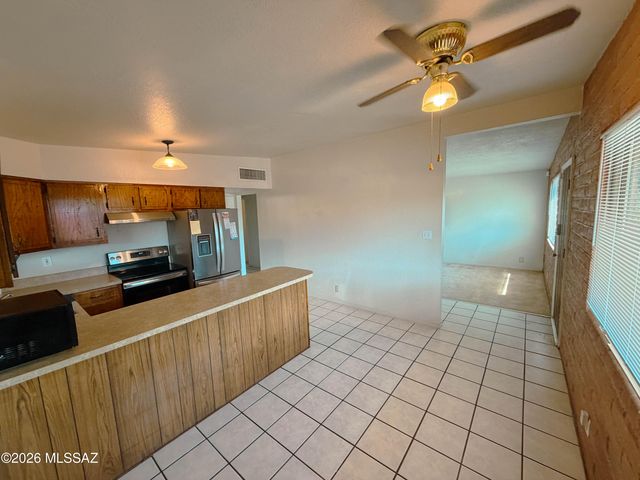 5343 E Glenn Street, Tucson, AZ 85712