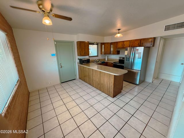 5343 E Glenn Street, Tucson, AZ 85712
