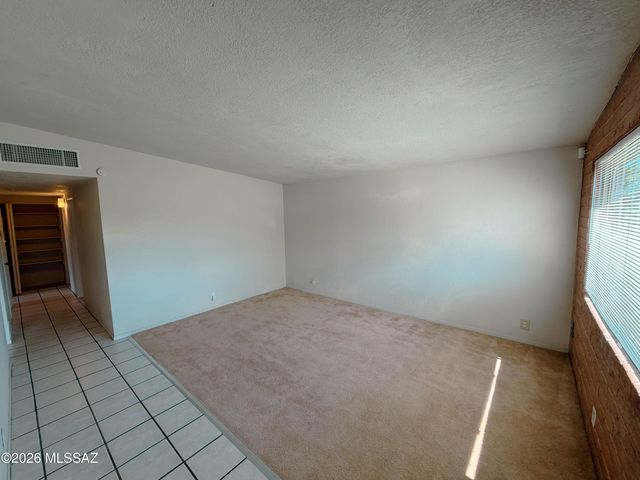 5343 E Glenn Street, Tucson, AZ 85712