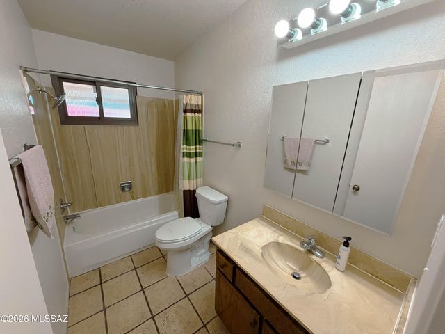 5343 E Glenn Street, Tucson, AZ 85712
