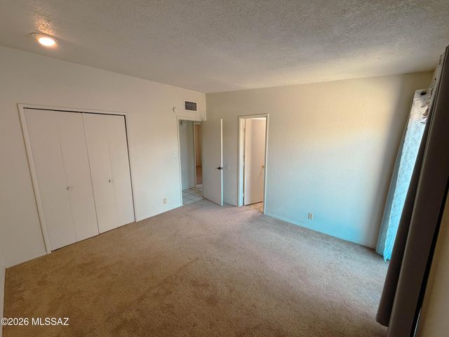 5343 E Glenn Street, Tucson, AZ 85712