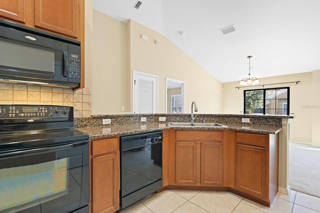 16436 KINGLETRIDGE AVENUE, Lithia, FL 33547