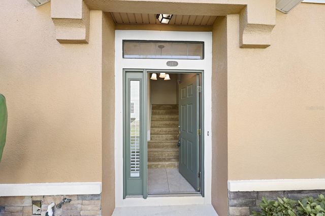 16436 KINGLETRIDGE AVENUE, Lithia, FL 33547