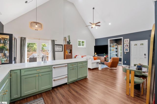 3 Deering Street, Greenville, SC 29605