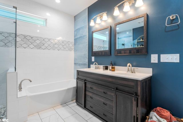 3 Deering Street, Greenville, SC 29605