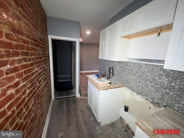 2420 N 33RD ST, Philadelphia, PA 19132