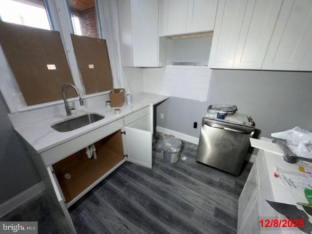 2420 N 33RD ST, Philadelphia, PA 19132