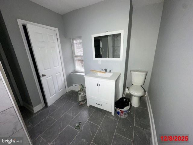 2420 N 33RD ST, Philadelphia, PA 19132