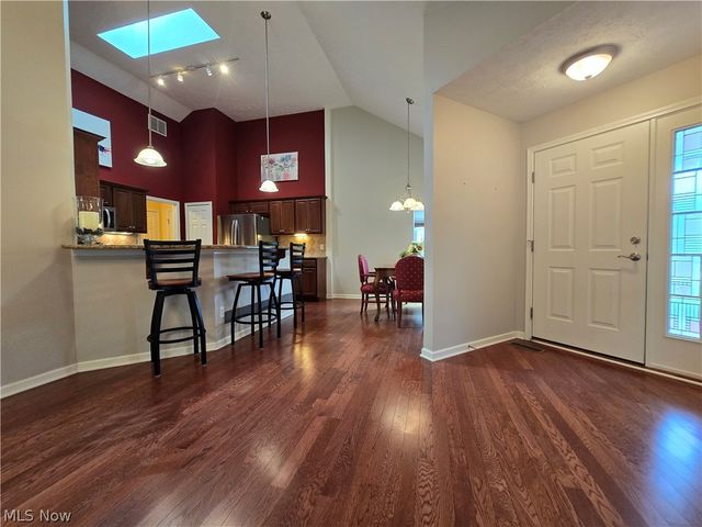 5345 Lake Forest Reserve Lane, Brunswick Hills, OH 44212