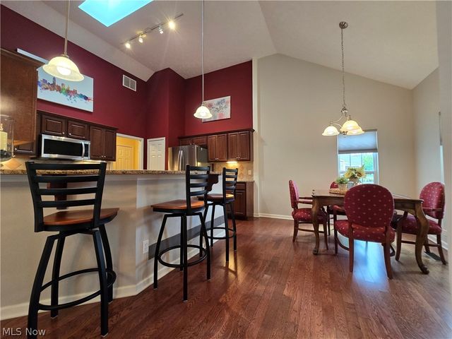 5345 Lake Forest Reserve Lane, Brunswick Hills, OH 44212