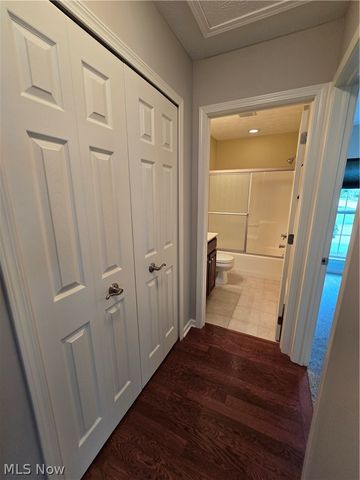 5345 Lake Forest Reserve Lane, Brunswick Hills, OH 44212