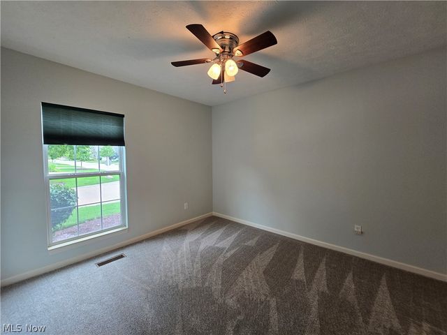5345 Lake Forest Reserve Lane, Brunswick Hills, OH 44212
