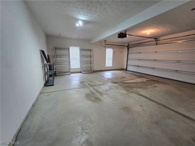 5345 Lake Forest Reserve Lane, Brunswick Hills, OH 44212