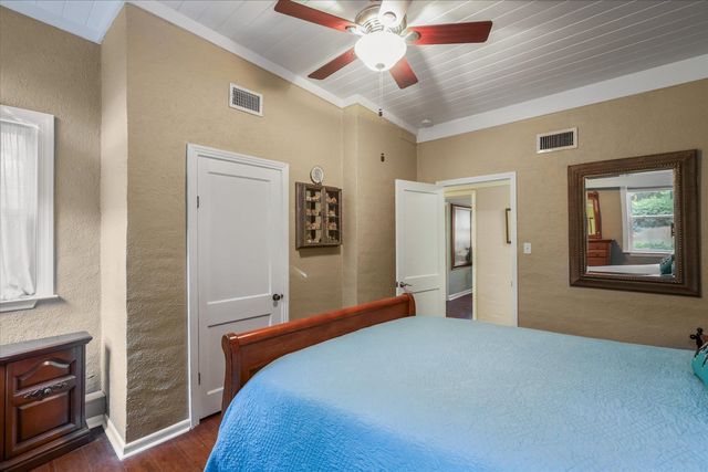 3009 Livingston Road, Tallahassee, FL 32303