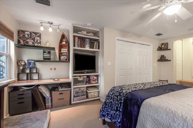 3009 Livingston Road, Tallahassee, FL 32303