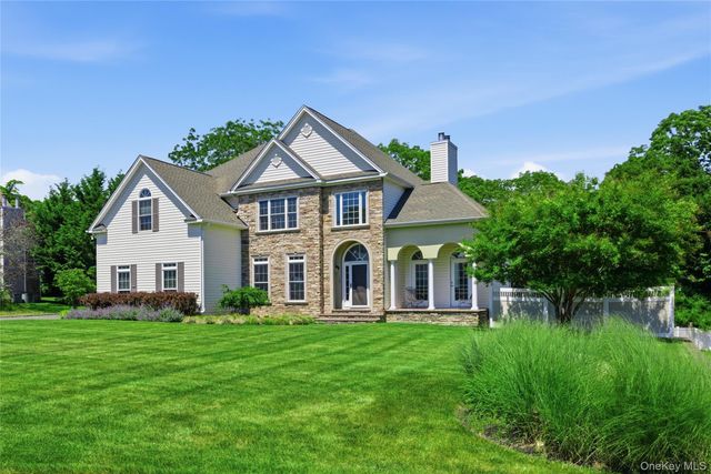 47 Grassland Circle, Mount Sinai, NY 11766