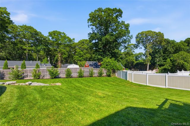 47 Grassland Circle, Mount Sinai, NY 11766