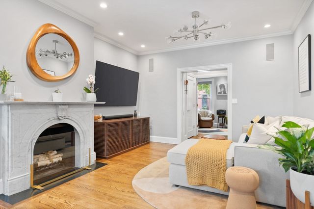 135 W Concord St 1, Boston, MA 02118