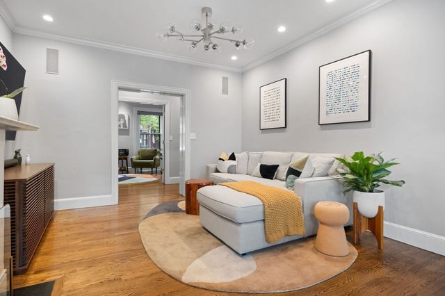 135 W Concord St 1, Boston, MA 02118