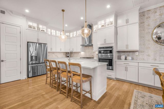 2744 LOCKERBIE LN, Keswick, VA 22947