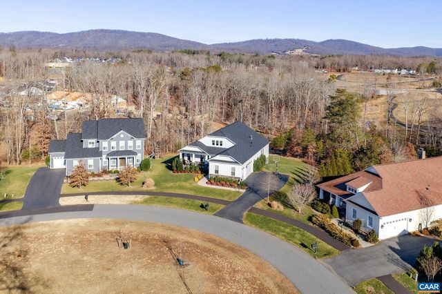 2744 LOCKERBIE LN, Keswick, VA 22947