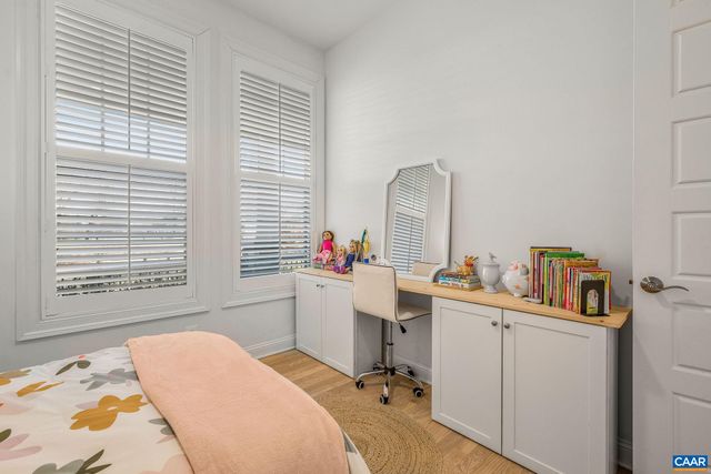 2744 LOCKERBIE LN, Keswick, VA 22947