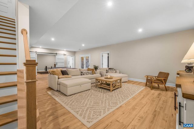 2744 LOCKERBIE LN, Keswick, VA 22947