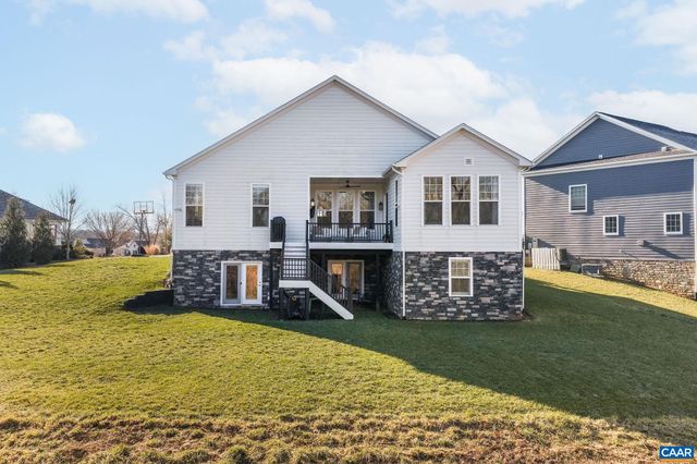 2744 LOCKERBIE LN, Keswick, VA 22947